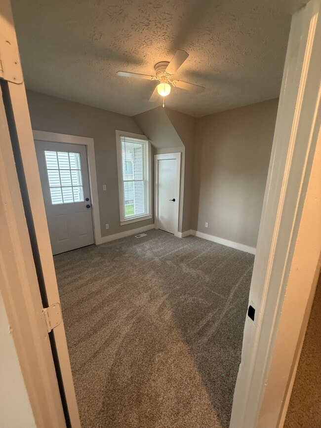 Photo - 927 W Greene St Unit 927 west green street