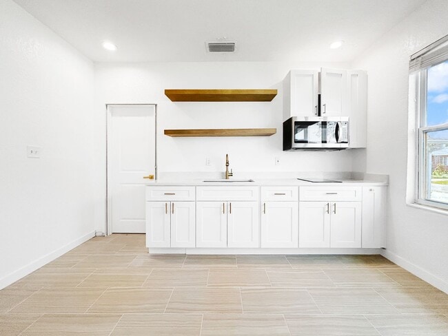 Photo - 701 S 26th St Unidad A