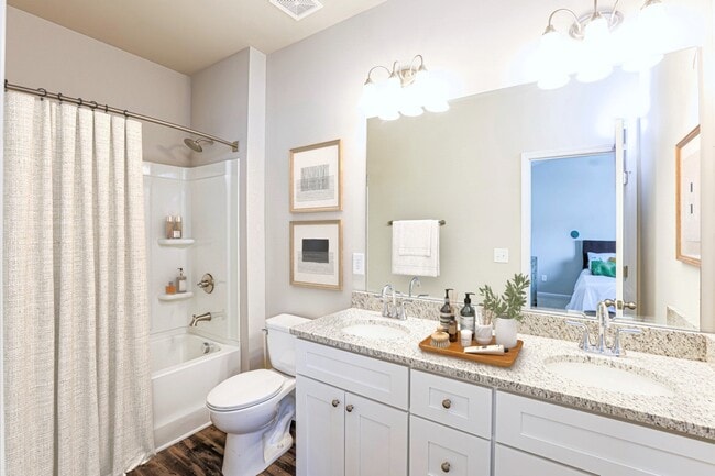 Photo - 79 Hidden Oak Dr