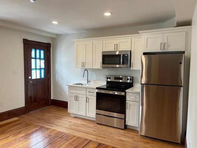 Photo - 41 Summer St Unit 10