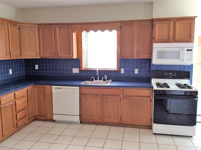 Photo - 2036 Massachusetts Ave Unidad 1