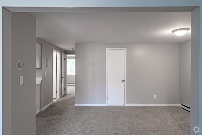 2BR, 1BA - 835SF - Dining Room