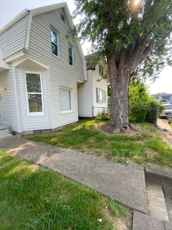 Photo - 300 E Michigan St