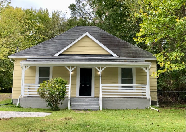 Building Photo - 1312 Fay St Rental