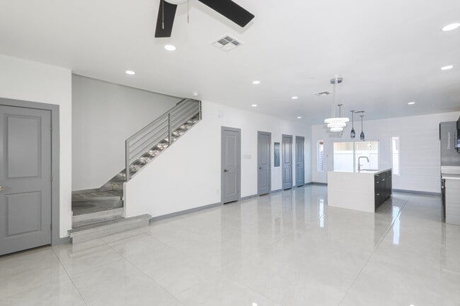 Photo - 1011 Emerald Valley Dr Unit 112 B