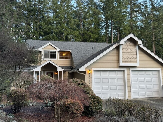 Photo - 20780 Terasse Dr NW