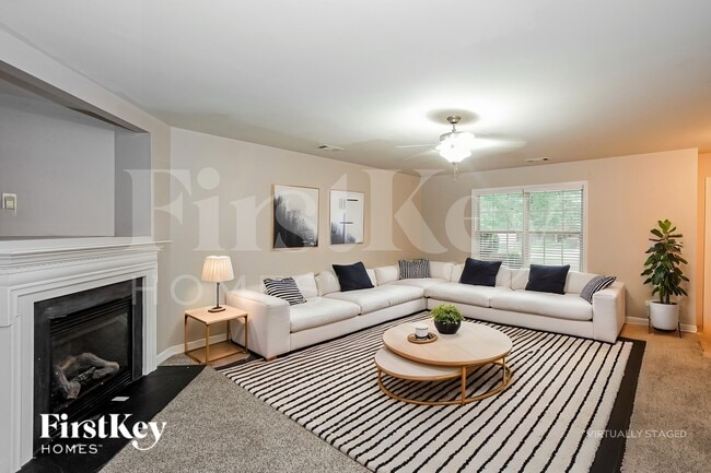 Photo - 2922 Blueberry Dr