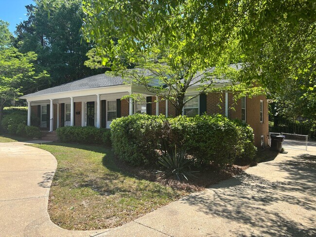 Photo - 1513 Raeford Rd