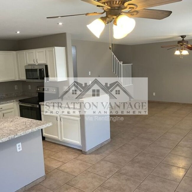 Photo - 10646 W Alvarado Rd