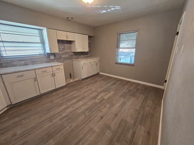 Photo - 853 Hornsby Ave