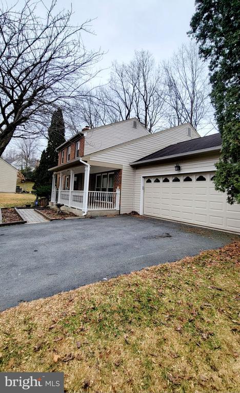 Photo - 2205 Blue Valley Dr