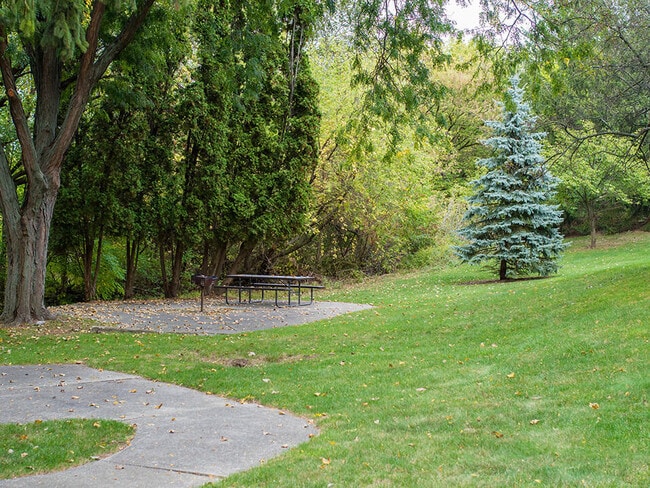 Make Lakewood Your Next Home!