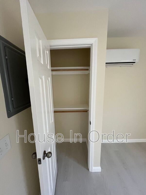 Photo - 305 8th Ave E