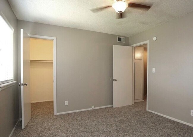 Photo - Bryant Grove Apartments