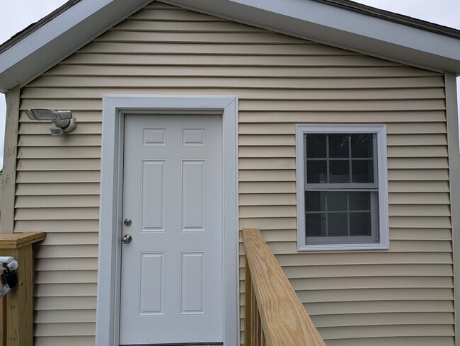 Photo - 6th St Unit 3