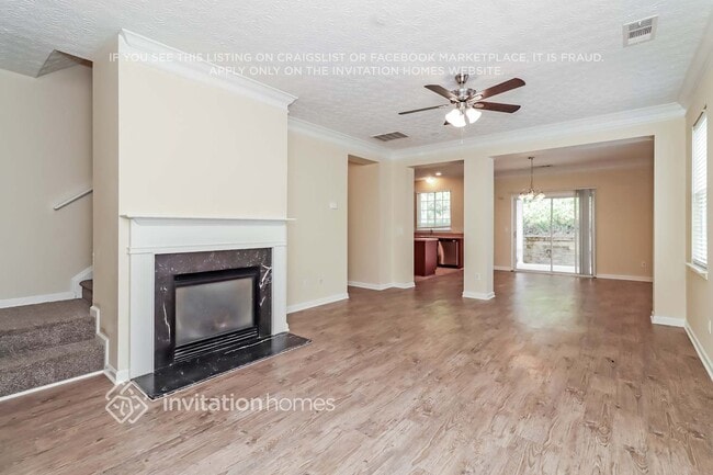 Photo - 174 Silver Fox Trail