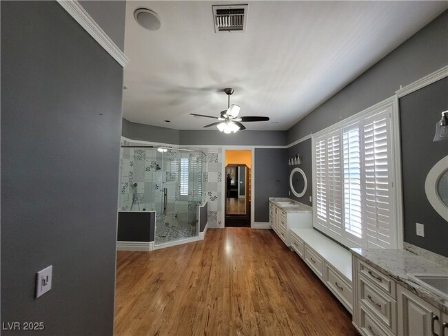 Building Photo - 5110 N Valadez St