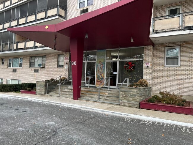 Photo - 80 Cartright St Unit 5F