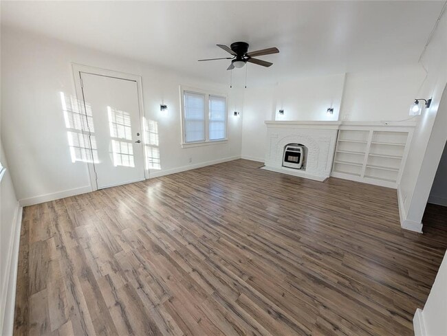 Photo - 1500 N Drexel Blvd