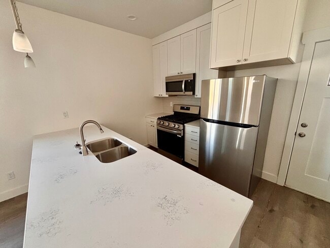 Photo - 1543 Tyram Grv