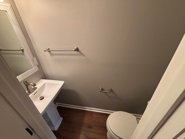 Photo - 575 El Paseo Pl