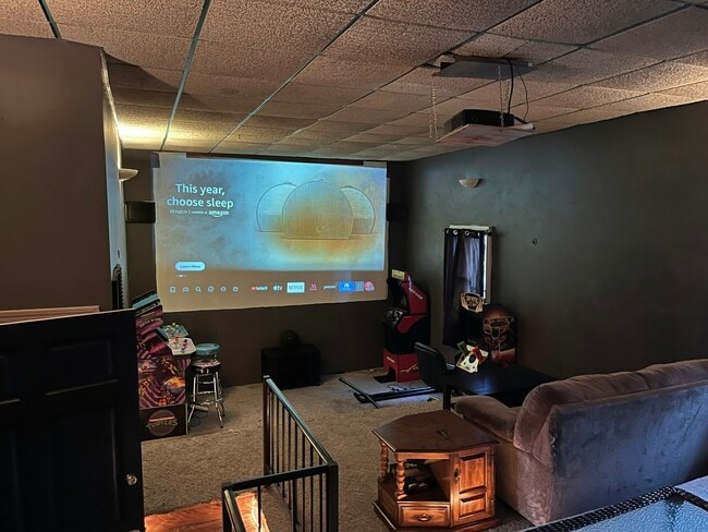 Photo - 220 W 7th Ave