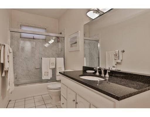 Photo - 77 Putnam Ave Unit 1