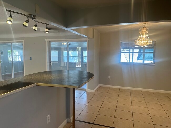 Dining room - 795 2nd St