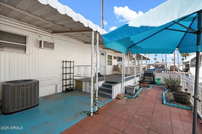 Photo - 7807 E Main St