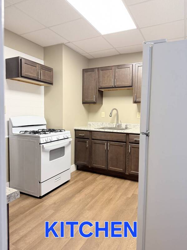 Photo - 1023 W 21st St