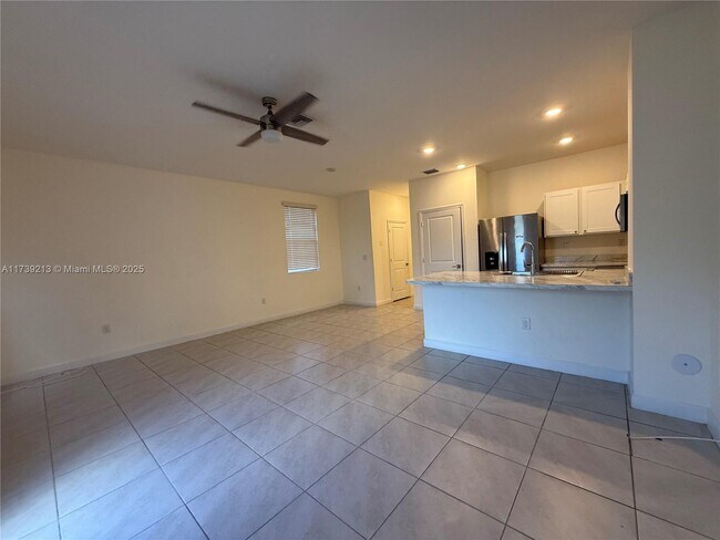 Photo - 1100 SW 6th Ct
