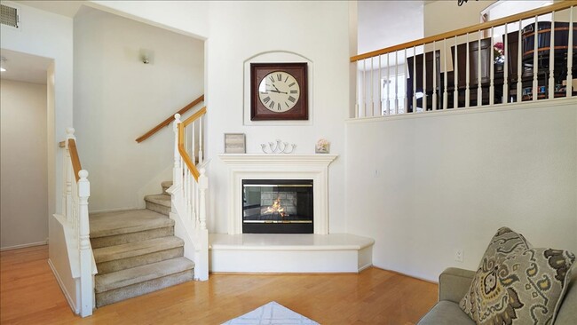 Photo - Beautiful Tri-Level Valencia Townhome with...