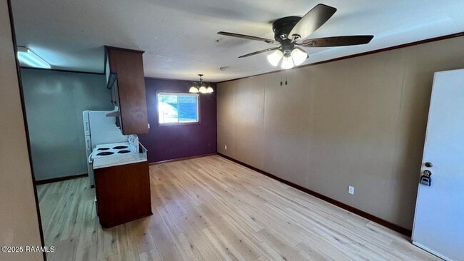 Photo - 715 Harding St Unit 4