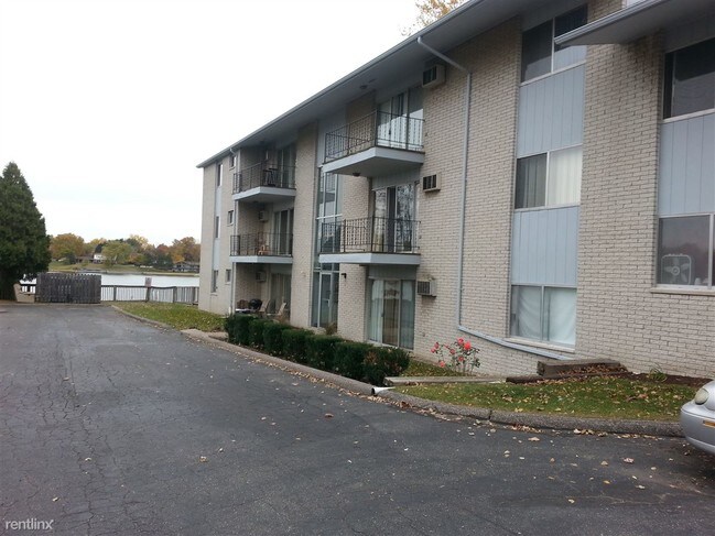 Photo - 500 N Liberty St Condo