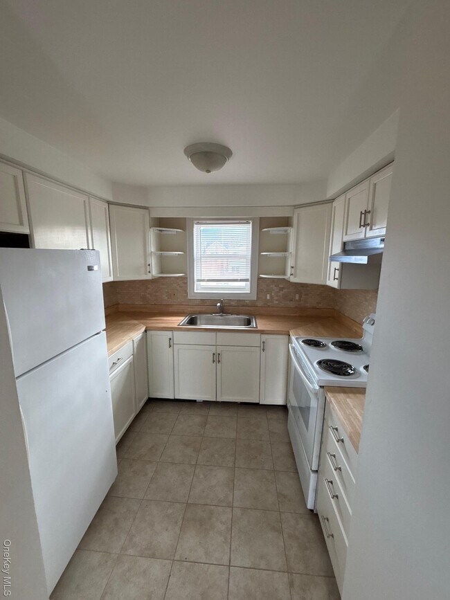 Photo - 8 S Brett St Unit D