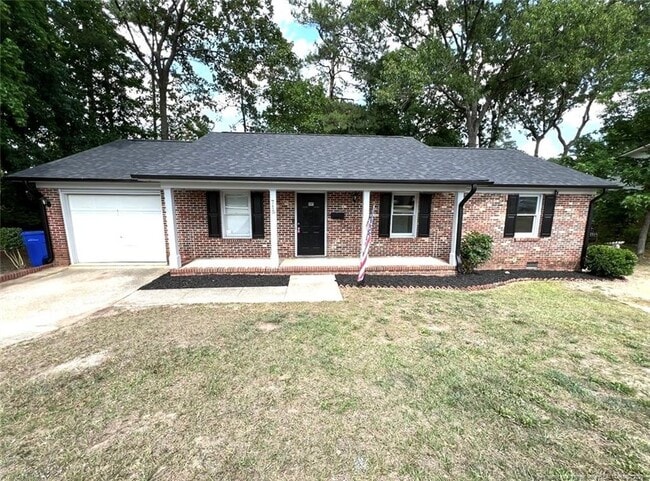 Building Photo - 715 Ashburton Dr