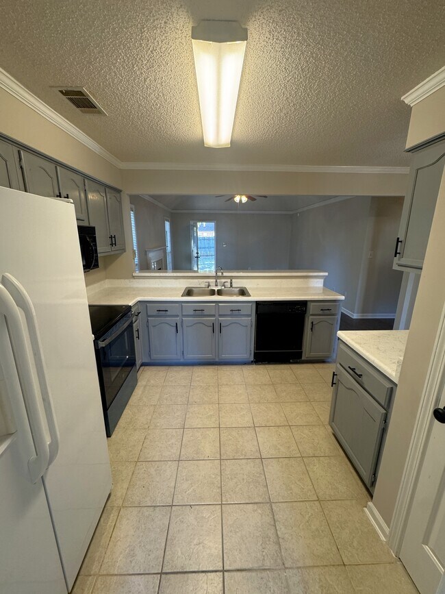 Photo - 2271 Lake Springs Ln