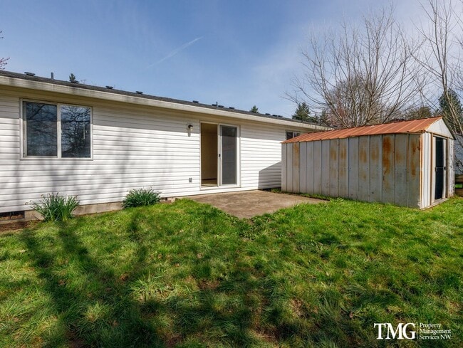 Photo - Don’t miss out on this spacious 2-bedroom duplex with premier outdoor space!