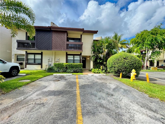 Building Photo - 3840 SW 52nd Ave Rental