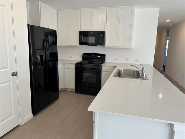 Photo - 744 Dressage Ln