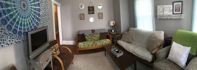 8 Sunset St