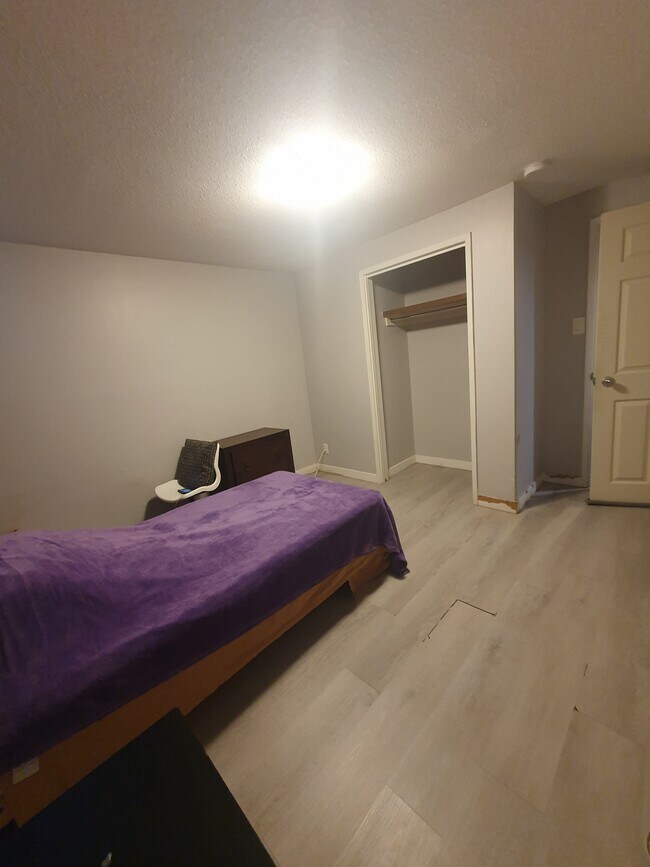 Photo - 1790 Hemlock St