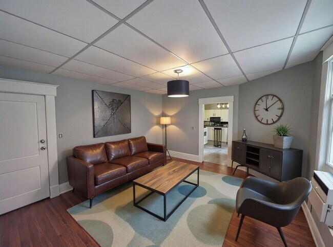 Photo - 812 Marshall Ave SW Unit Apartment A