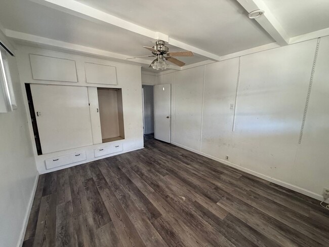 Photo - 3 Bedroom 1 Bath in Eat Hemet!