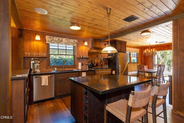 117 Tujunga Ave