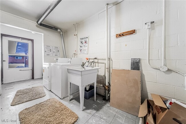 Photo - 30050 Euclid Ave Unidad A2