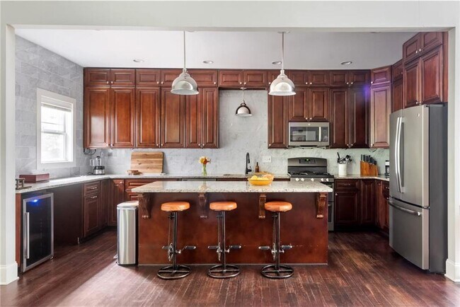 Photo - 1278 Wylie St SE