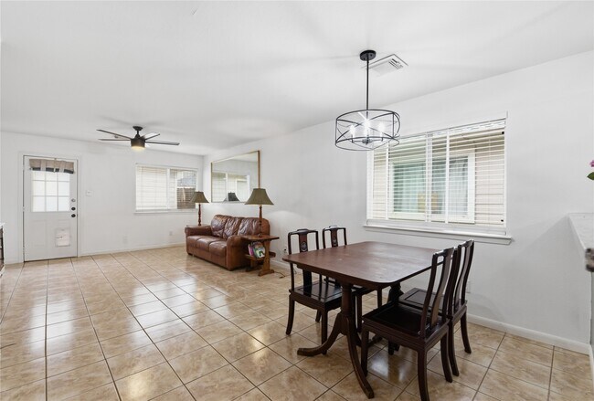 Photo - 6136 Lone Prairie Way