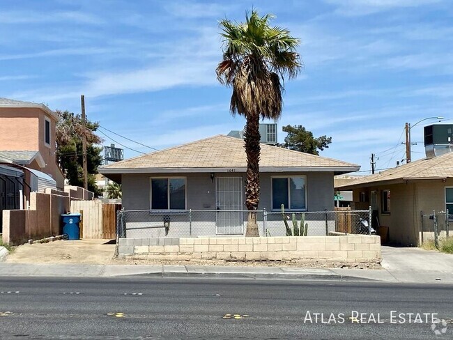 Building Photo - 1641 Stewart Ave Rental