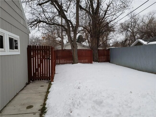 Photo - 540 1/2 Wyoming Ave